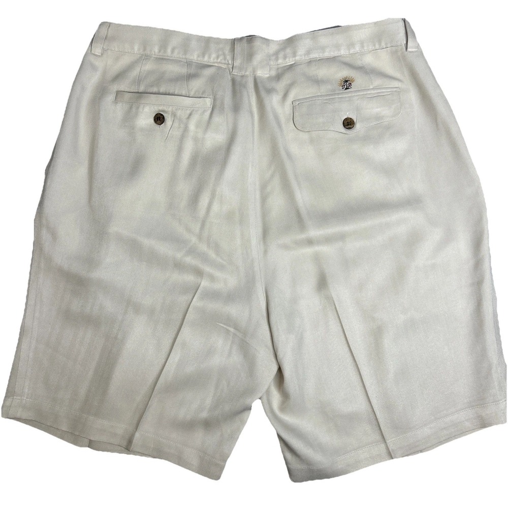 Tommy Bahama Shorts Men's 38/9 100% Silk Beige Pleated Front Pocket Chino(374) - Picture 2 of 7